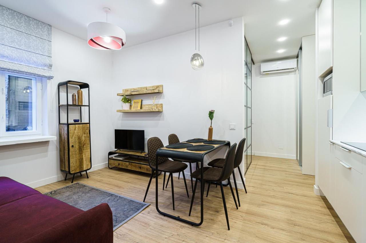 Modern Rustic In Center-Prime Rentals Kaunas Exterior photo
